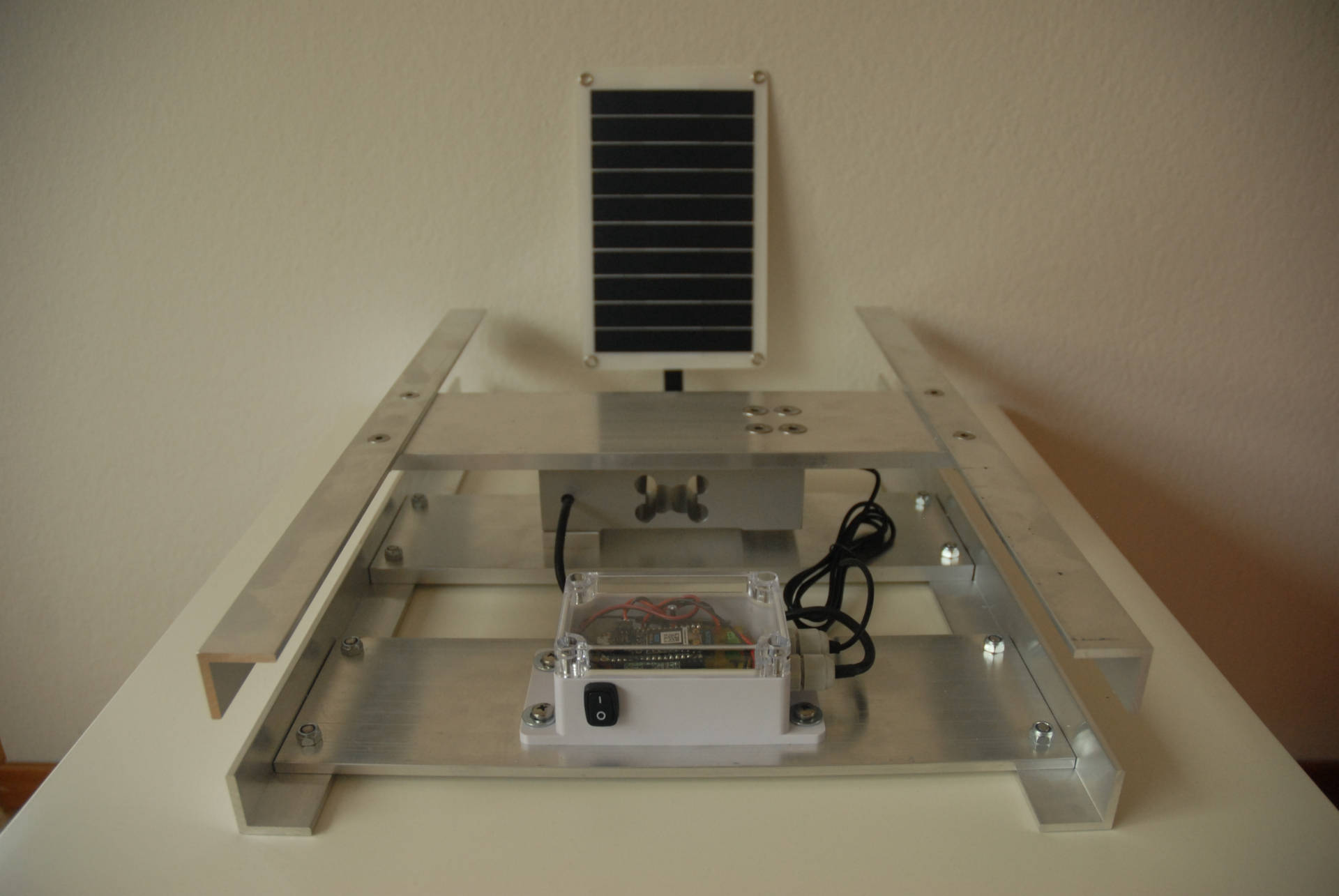 The wifi - hive scale with the Particle Argon microcontroller board